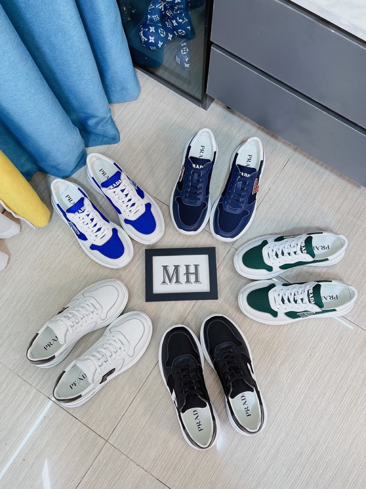 L5 牛里Prada  普拉达 顶级原单Size：38-44Linea Rossa运动系列男鞋,鞋面：原厂进口头层牛皮拼接牛皮内里耐磨橡胶大底, 上脚舒适