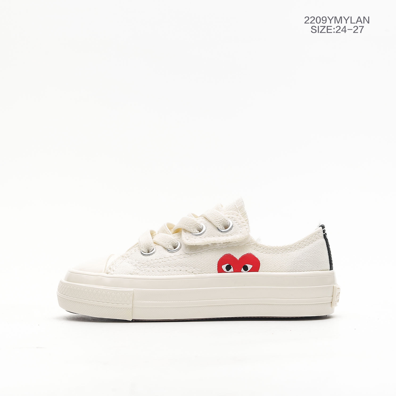 24-27魔术贴款 童鞋 匡威/ PLAY x Converse 匡威川久保玲高帮板鞋 CDG PLAY x Converse 匡威1970S三星标 川久保玲联名款帆布鞋。保留着Converse的固有传统风格,橡胶底耐磨有弹性,鞋底的纹路又有起到防滑的作用,鞋底侧边条纹和清晰的装饰纹路,传承了经典尺码:货号:150207C 尺码:24-27-选品中心