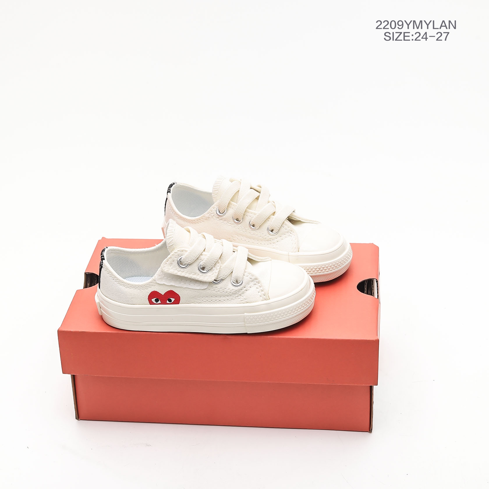 图片[9]-24-27魔术贴款 童鞋 匡威/ PLAY x Converse 匡威川久保玲高帮板鞋 CDG PLAY x Converse 匡威1970S三星标 川久保玲联名款帆布鞋。保留着Converse的固有传统风格，橡胶底耐磨有弹性，鞋底的纹路又有起到防滑的作用，鞋底侧边条纹和清晰的装饰纹路，传承了经典尺码：货号：150207C 尺码：24-27-选品中心