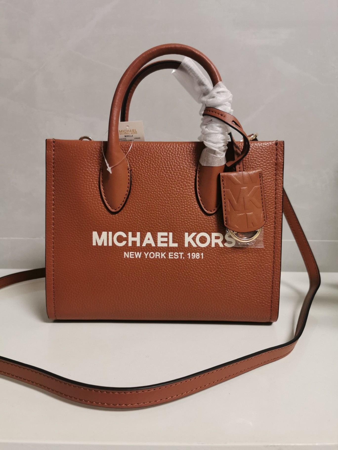 Michael Kors 小号独家新款帆布同款