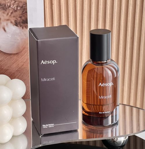 Aesop Miraceti Eau de Parfum - Woody Scent with Black Pepper & Cedar Notes