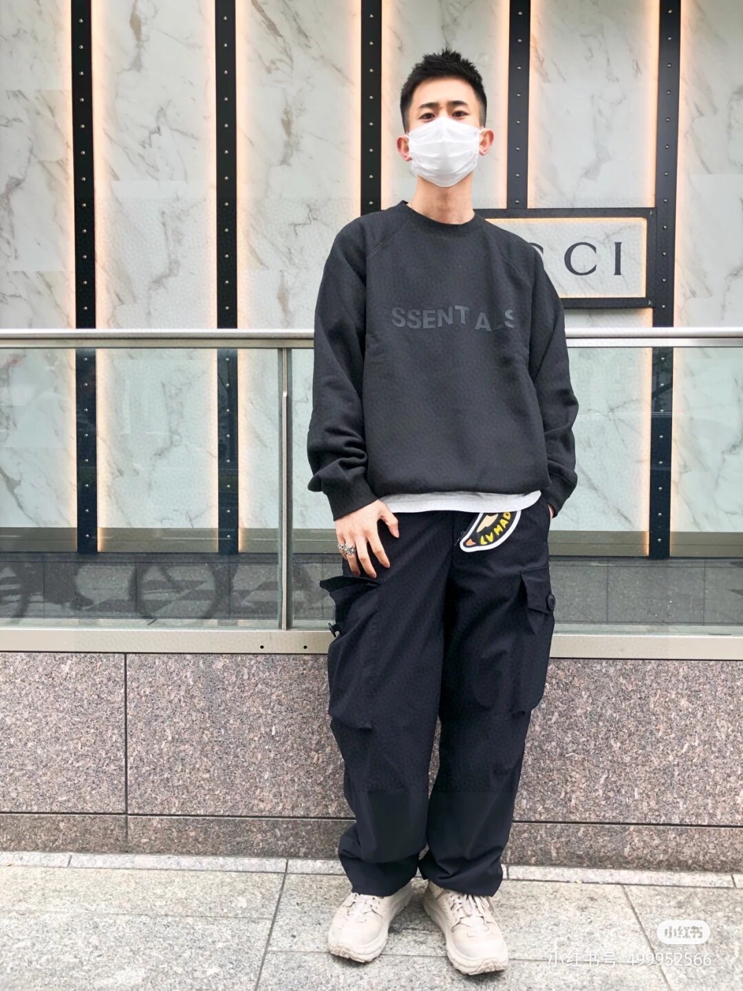 120 FEAR OF GOD 复线 ESSENTIALS 新款胸前压胶字母插肩袖圆领卫衣