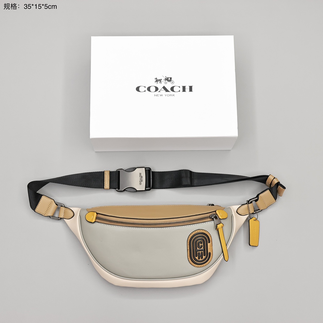 蔻驰男士腰包/胸包💰230 原单品质 深受年轻人的爱戴,日常出行戴个腰包在身上方便放一些琐碎但日常需要的物品,既时尚又方便。 规格:35*15*5cm