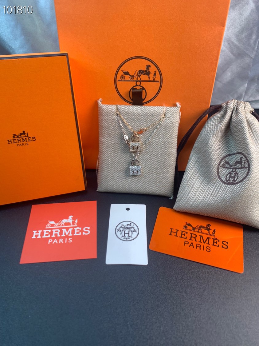 NO:104399,Hermes new bag necklace, 925 sterling silver material spot, Hermes necklace, hermes, hermes, necklace, pure silver19860909爱玛仕新款包包项链,925纯银材质现货,爱马仕项链,hermes,hermes,necklace,pure silver,Jewelry