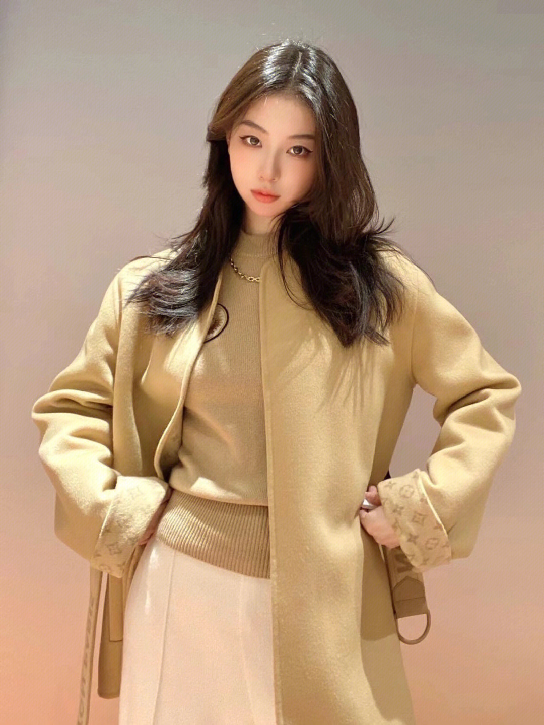 20221V女士老花logo腰带羊毛短款大衣