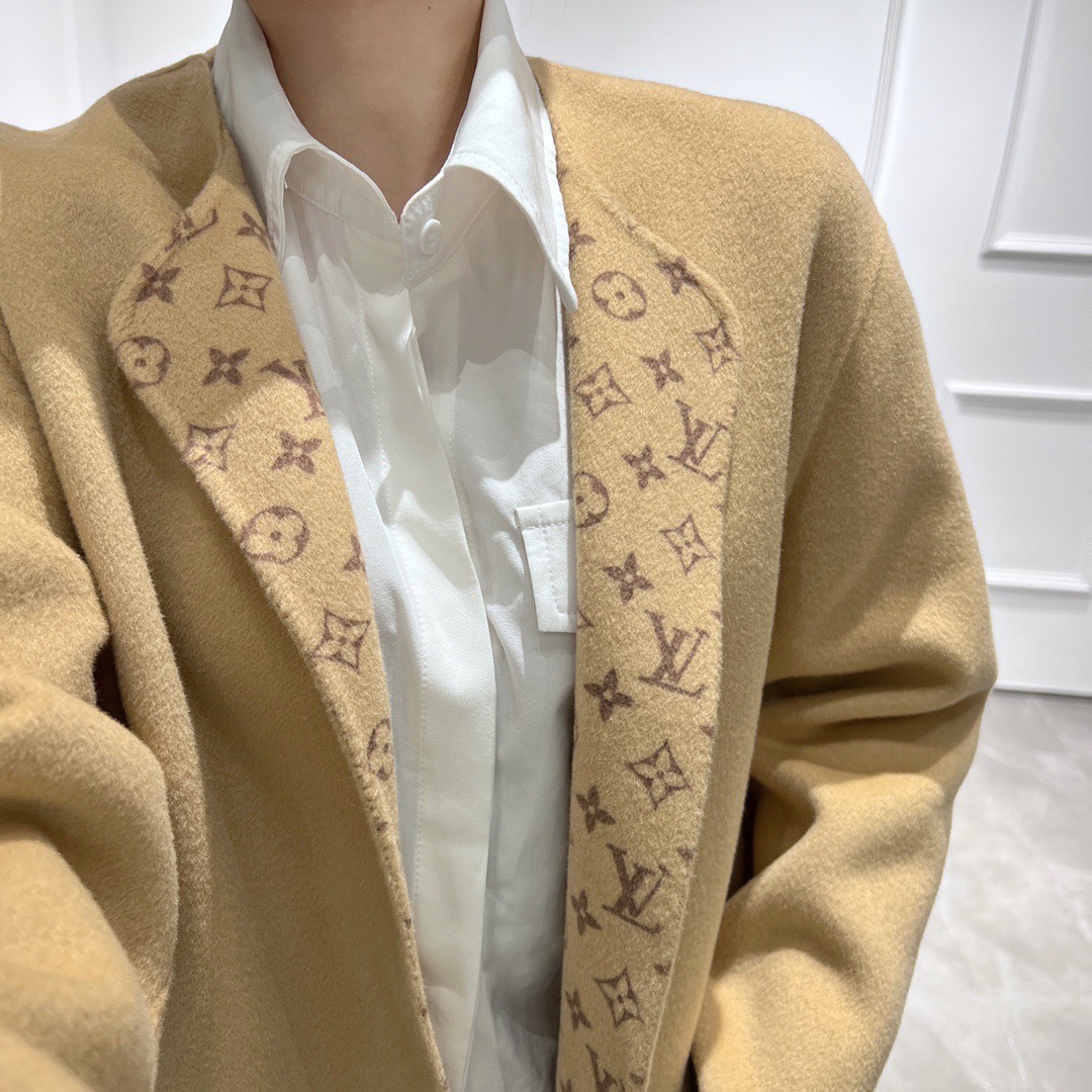 20221V女士老花logo腰带羊毛短款大衣