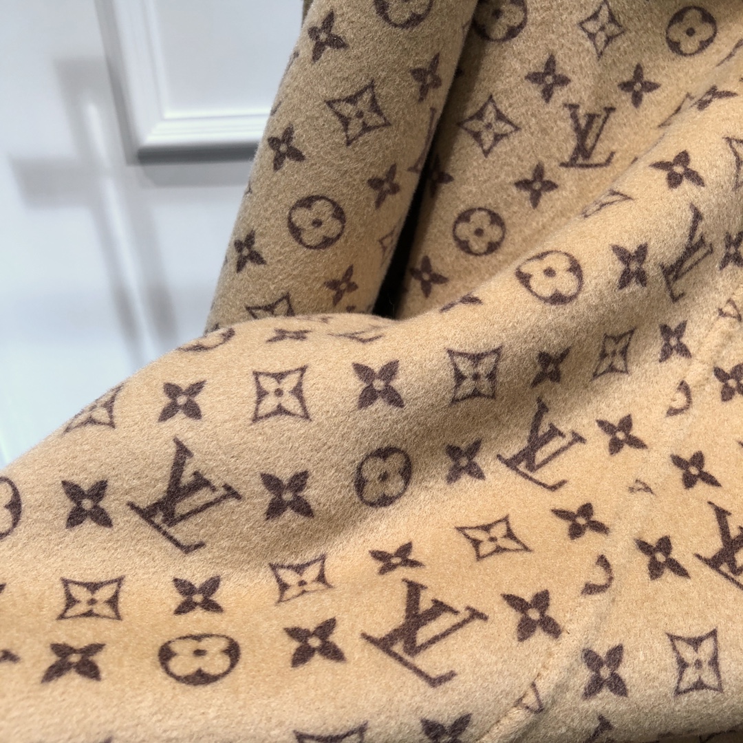 20221V女士老花logo腰带羊毛短款大衣
