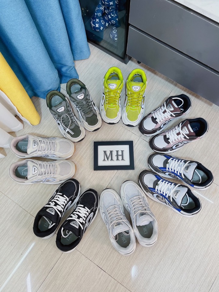 L5 高端内配全套包装 迪奥 Dior . 官网顶端品牌奢侈～代购,顶级～质量.鞋面選用进口特殊工艺搭配布料材质透气内里真皮鞋垫精细做工.原版个性时尚柔软橡膠耐磨防滑大底,上脚轻巧舒适,码: 38-44