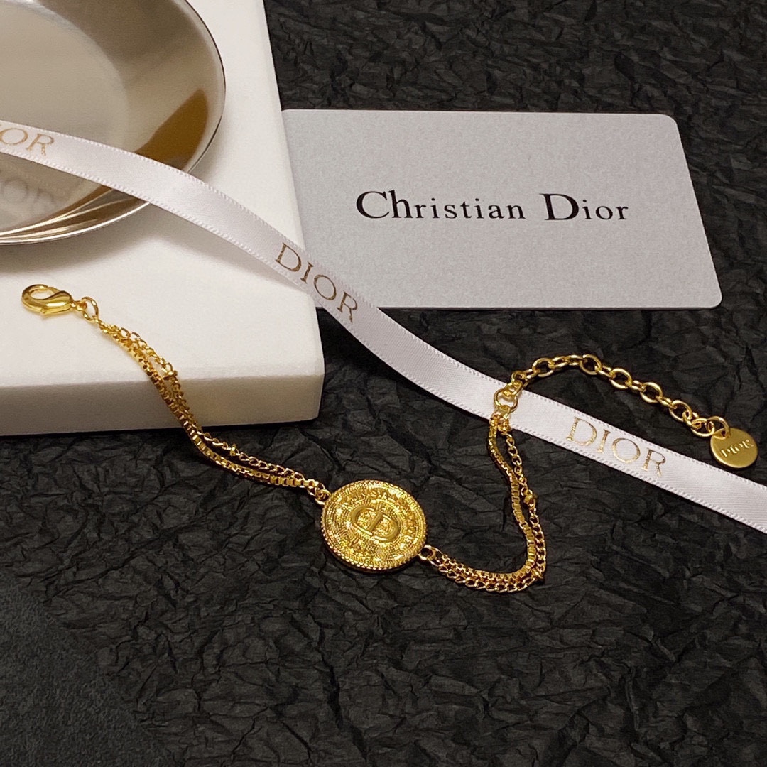 Highest quality replica
 Dior Jewelry Bracelet Yellow Polishing Brass Frosted Vintage Chains