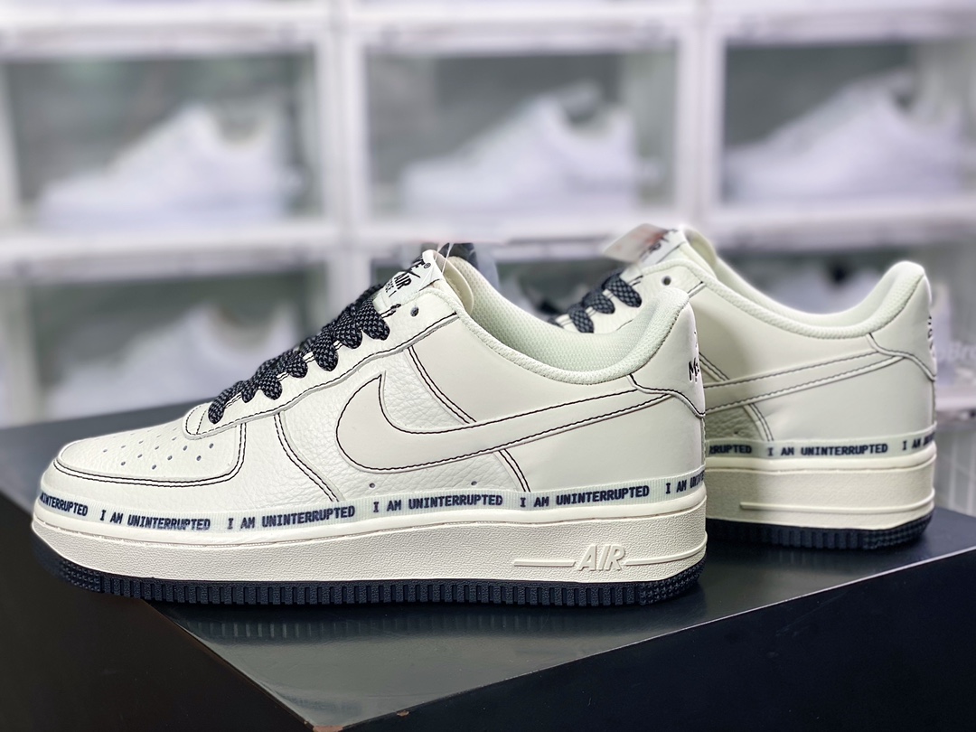 240 Uninterrupted x Air Force 1’07 Low”MORE THAN____”空军一号低帮UY5696-332