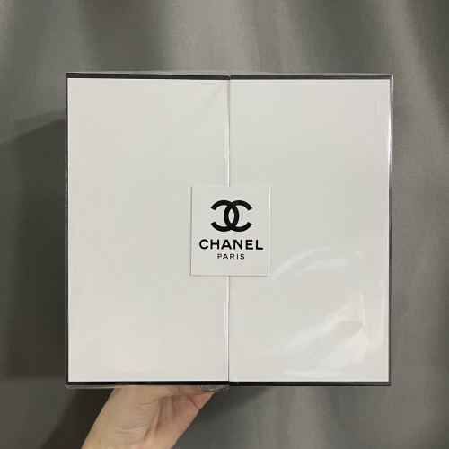 Chanel Coco Mademoiselle Bath and Body Set - Luxurious Gift Set 1 Chanel Coco Mademoiselle Bath and Body Set - Luxurious Gift Set