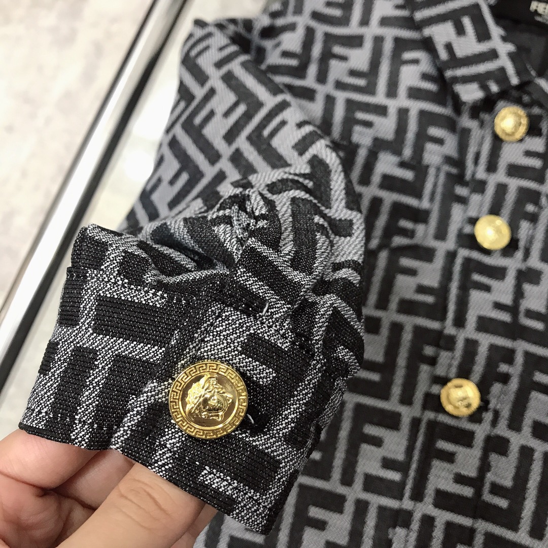 2022 SS FEND* & Versace Van Scetzer Cowboy Suit Collection in Various Sizes - 图片 7