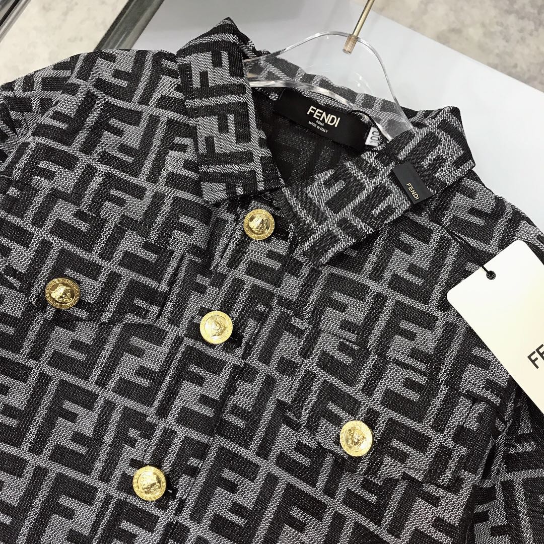 2022 SS FEND* & Versace Van Scetzer Cowboy Suit Collection in Various Sizes - 图片 6