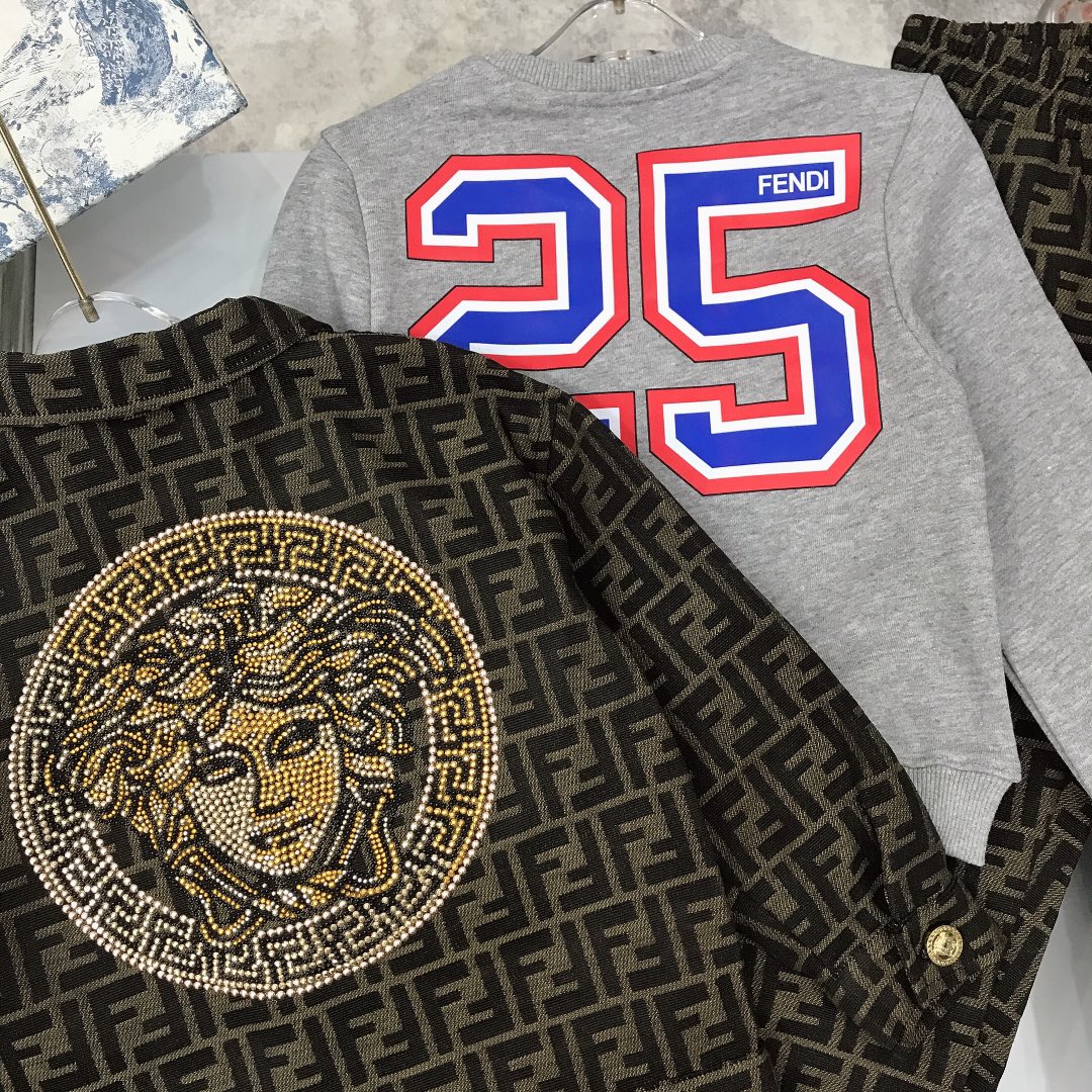 2022 Streetwear Collaboration: FEND* & Versace Van Sage High-Quality Collection Sizes 100-150 CM - 图片 6