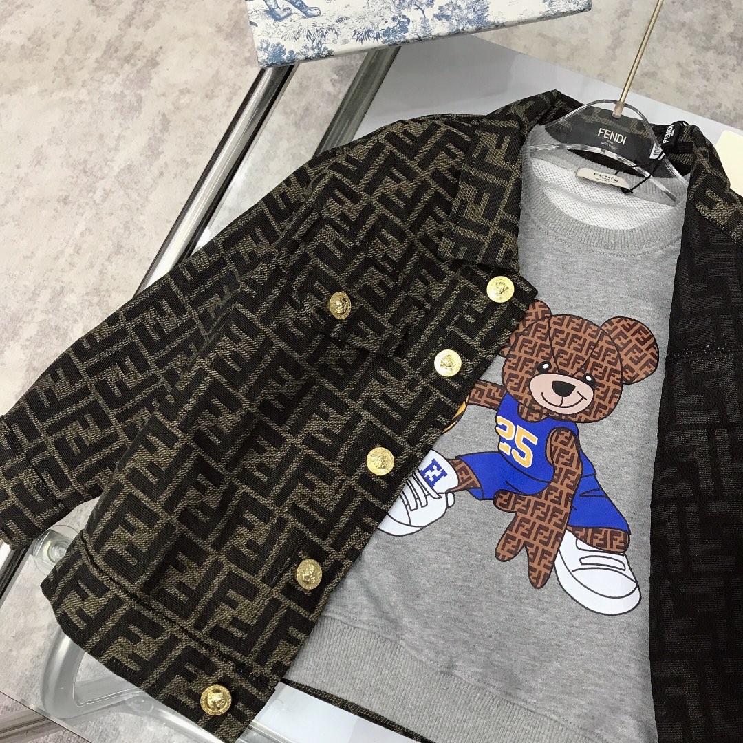 2022 Streetwear Collaboration: FEND* & Versace Van Sage High-Quality Collection Sizes 100-150 CM - 图片 8