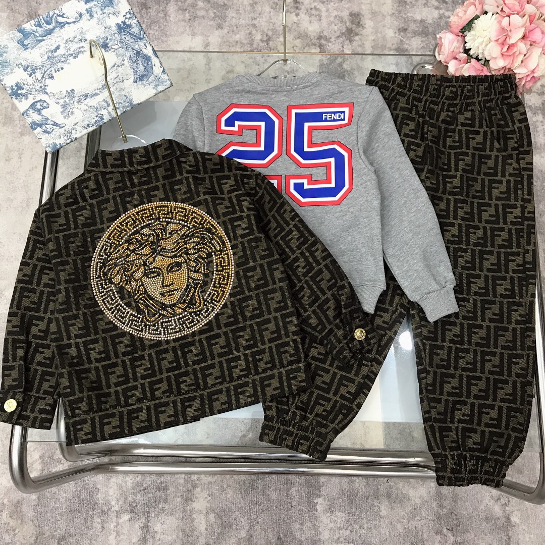 2022 Streetwear Collaboration: FEND* & Versace Van Sage High-Quality Collection Sizes 100-150 CM - 图片 5