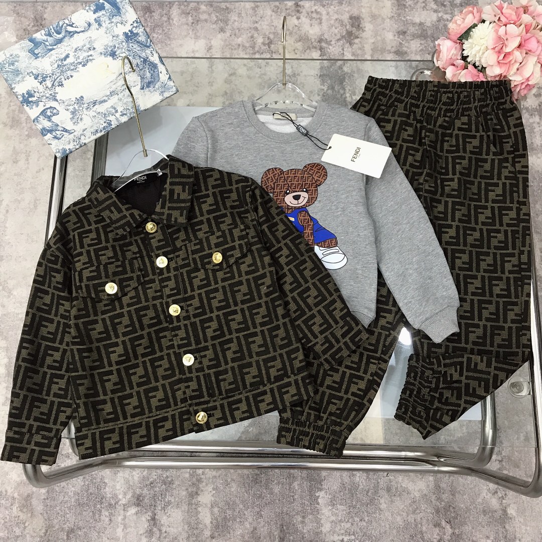 2022 Streetwear Collaboration: FEND* & Versace Van Sage High-Quality Collection Sizes 100-150 CM - 图片 1