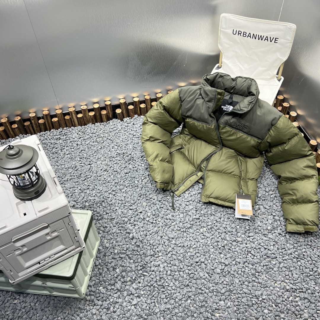THE NORTH FACE 96 Nuptse ダウン 小麦×グリーン 防水 600FP 白ダックダウン