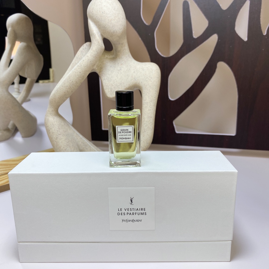 Yves Saint Laurent Miniature Perfume Set - 4 x 7.5ml Dab-On Bottles 8 i1663564487 5297 6