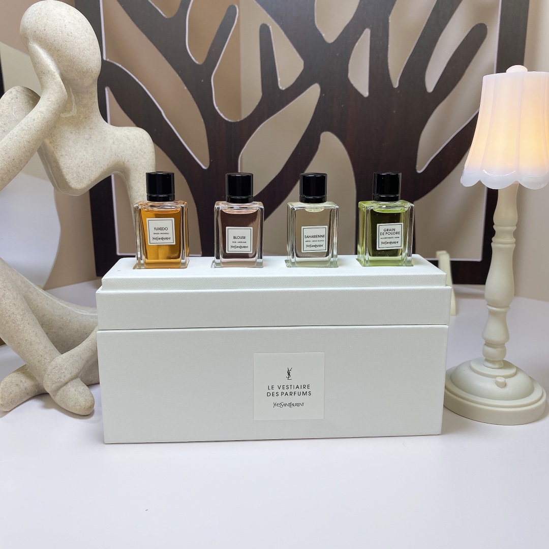 Yves Saint Laurent Miniature Perfume Set - 4 x 7.5ml Dab-On Bottles 2 i1663564487 8579 0