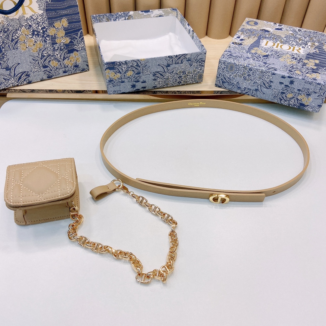 DIOR迪奥1.5Cm宽腰带以经典优