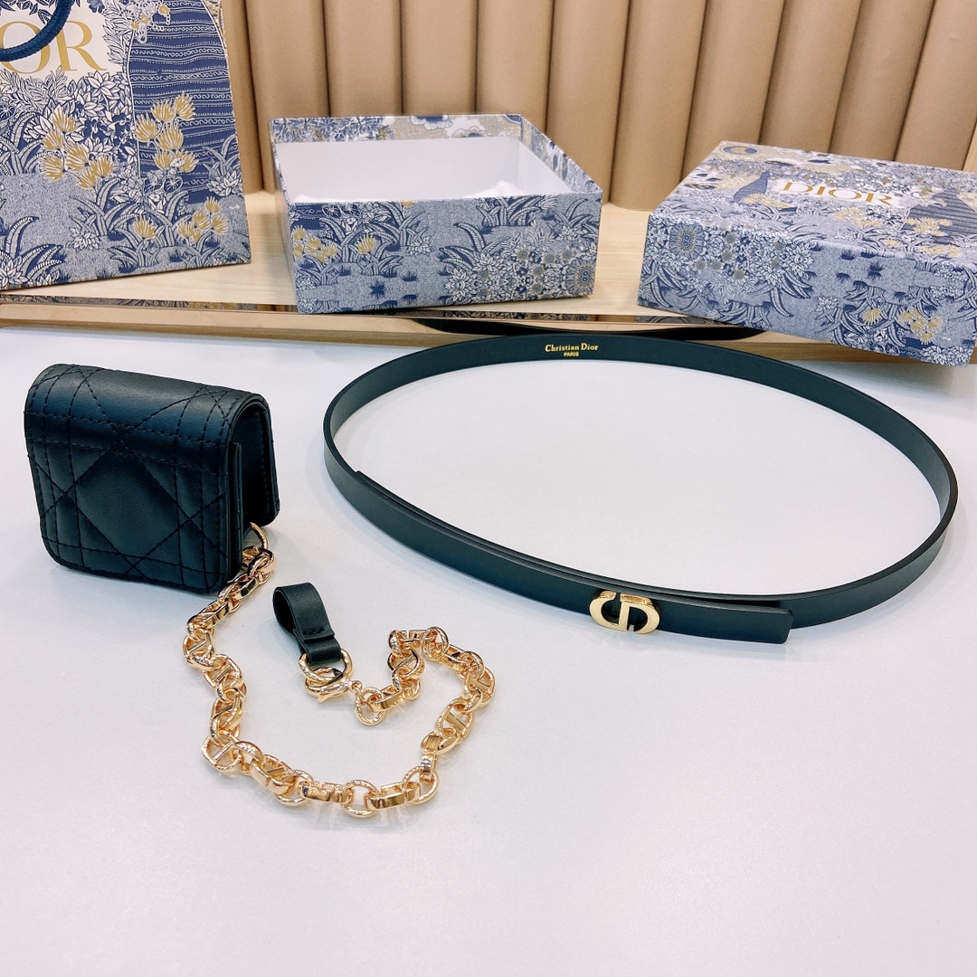 DIOR迪奥1.5Cm宽腰带以经典优