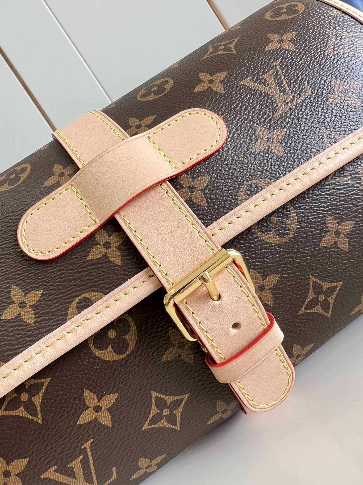 Louis Vuitton Haute Couture Classic Luxury Handbag Shoulder Crossbody 3