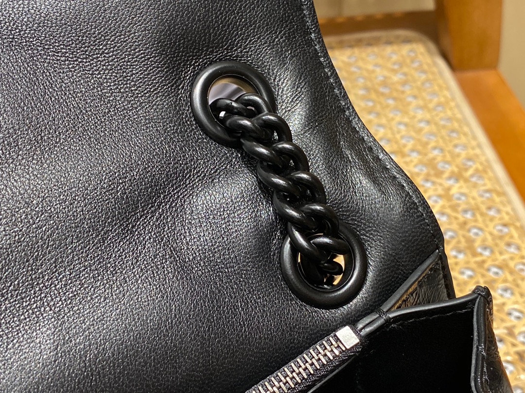 Balenciaga Crush 25CM 沙漏包 716351黑色/黑扣