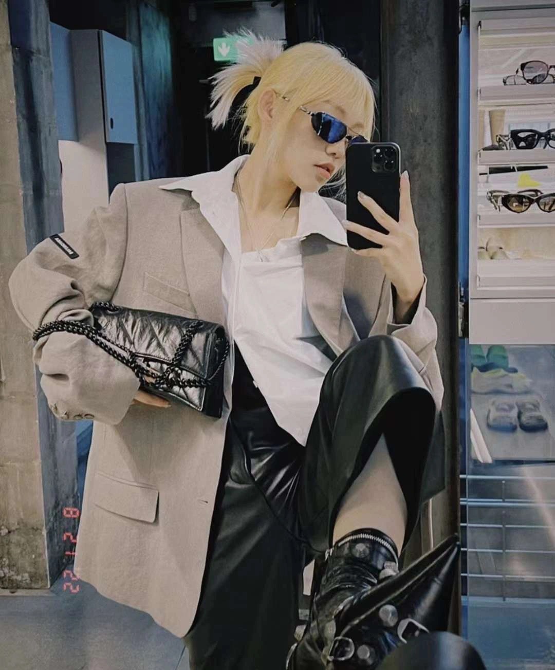 Balenciaga Crush 25CM 沙漏包 716351黑色/黑扣