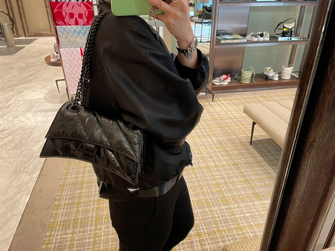 Balenciaga Crush 25CM 沙漏包 716351黑色/黑扣
