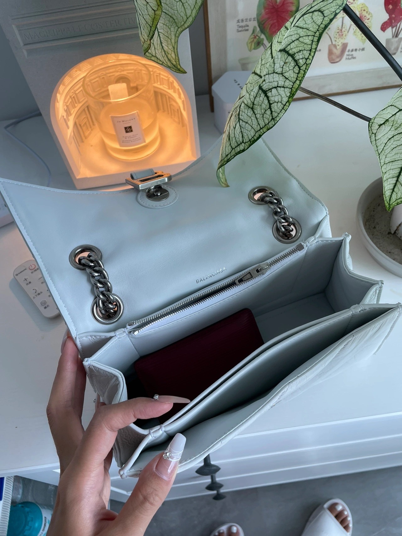 Balenciaga Crush 25CM 沙漏包 716351白色银扣