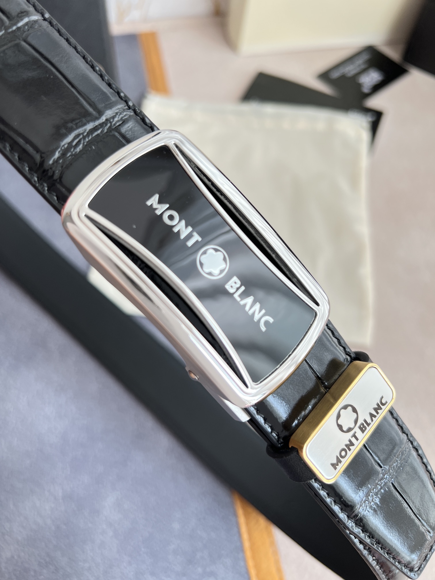 品名万宝龙.Montblanc️腰带