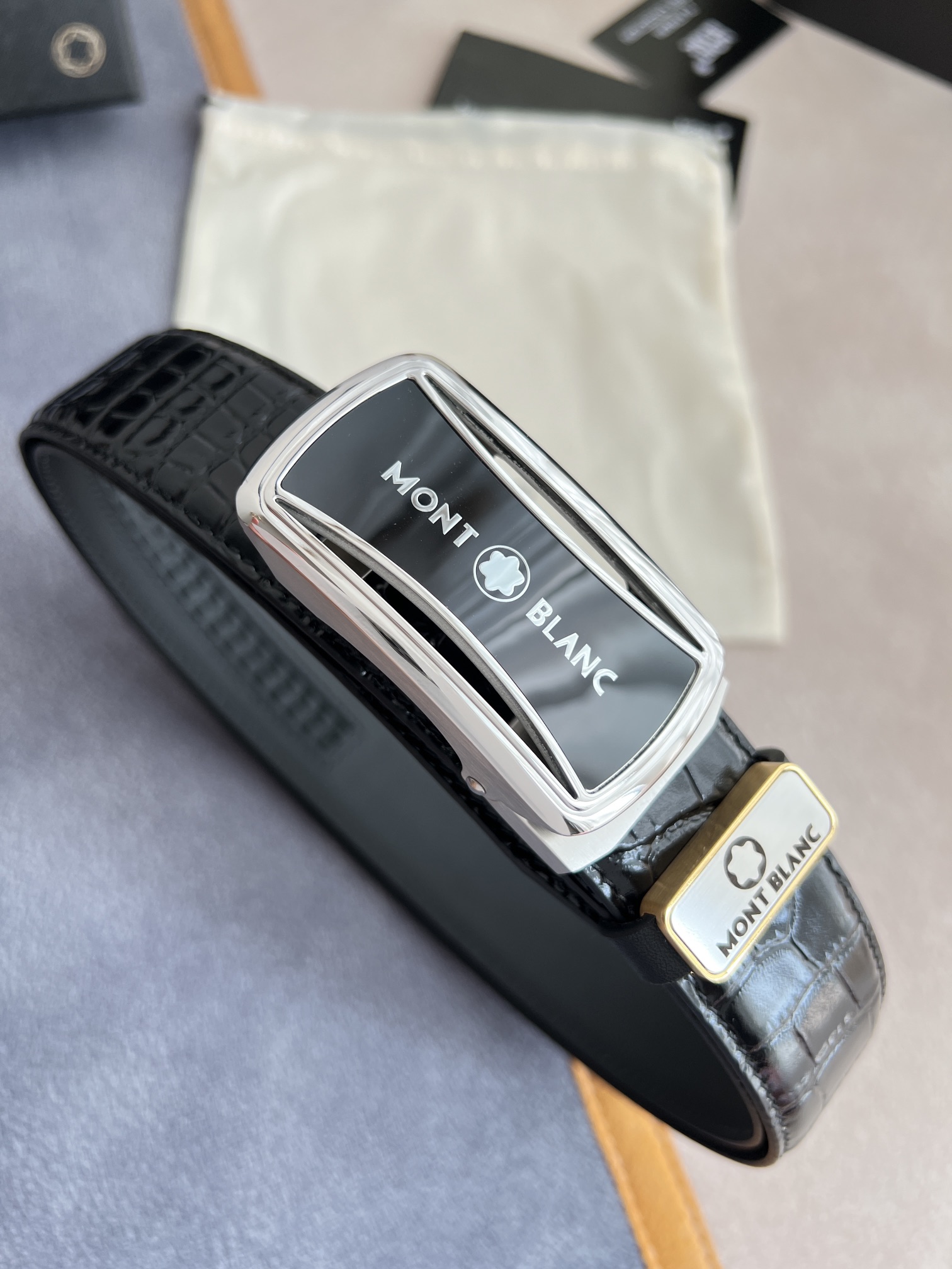 品名万宝龙.Montblanc️腰带