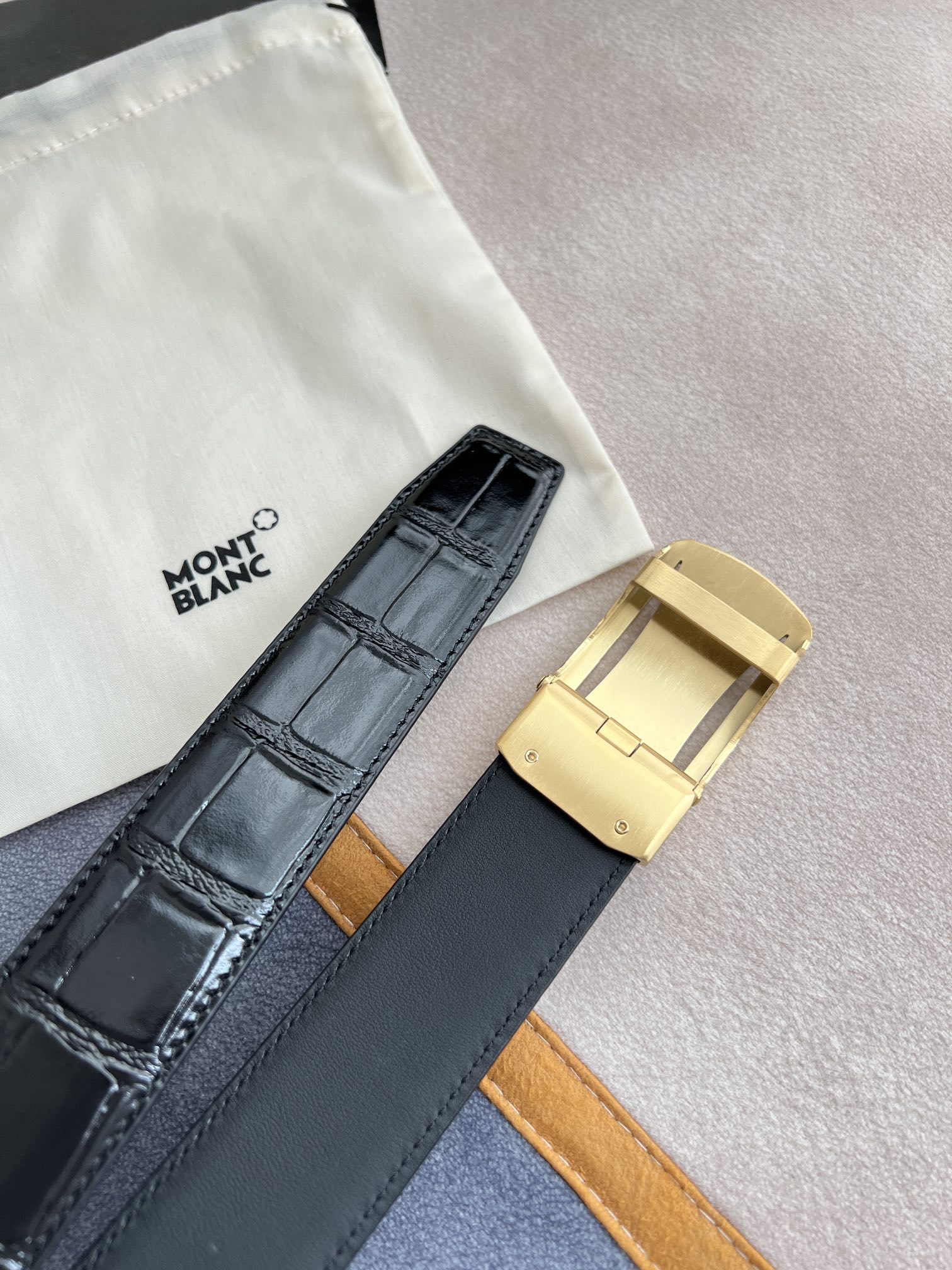 品名万宝龙.Montblanc️腰带