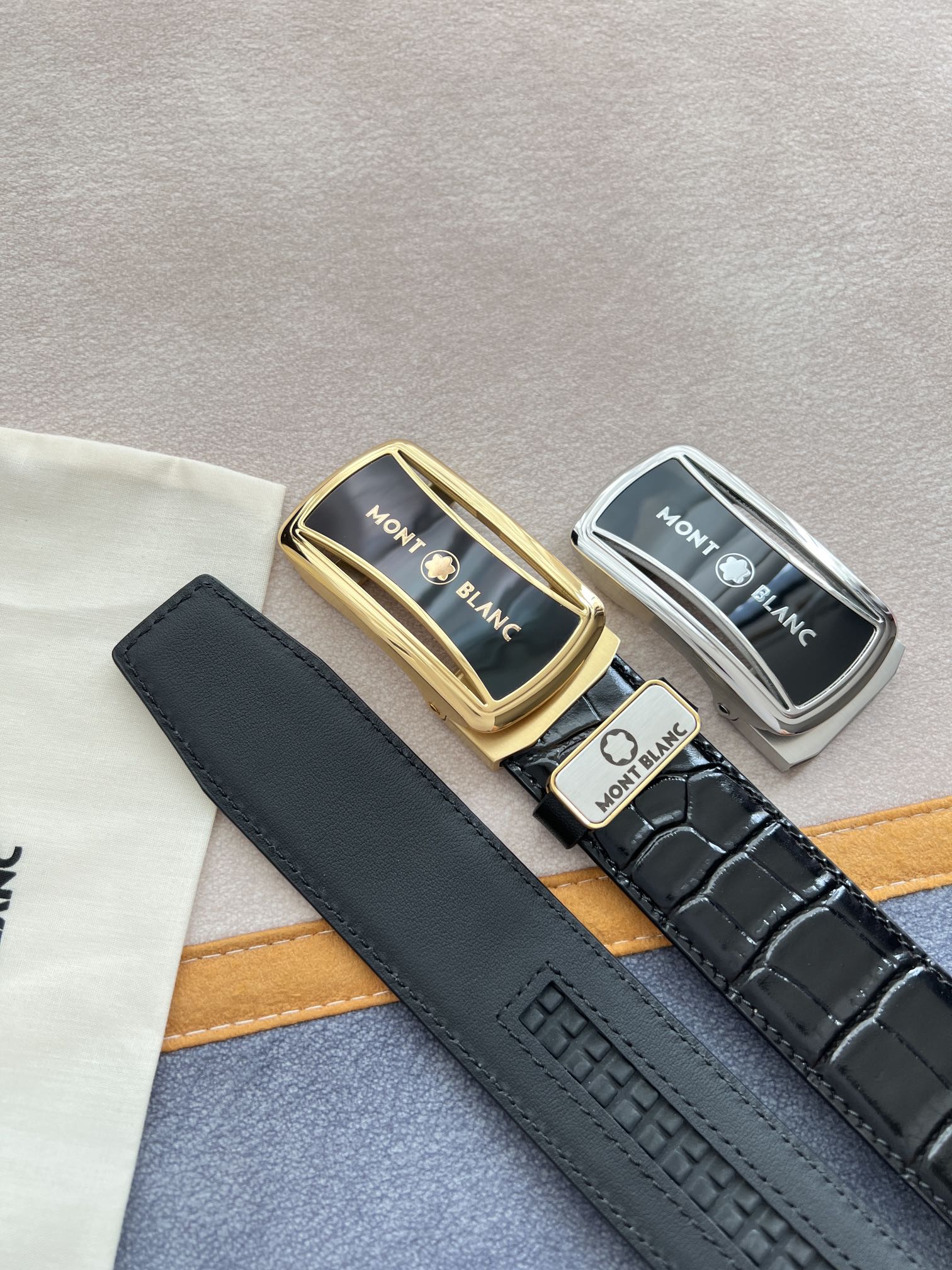 品名万宝龙.Montblanc️腰带