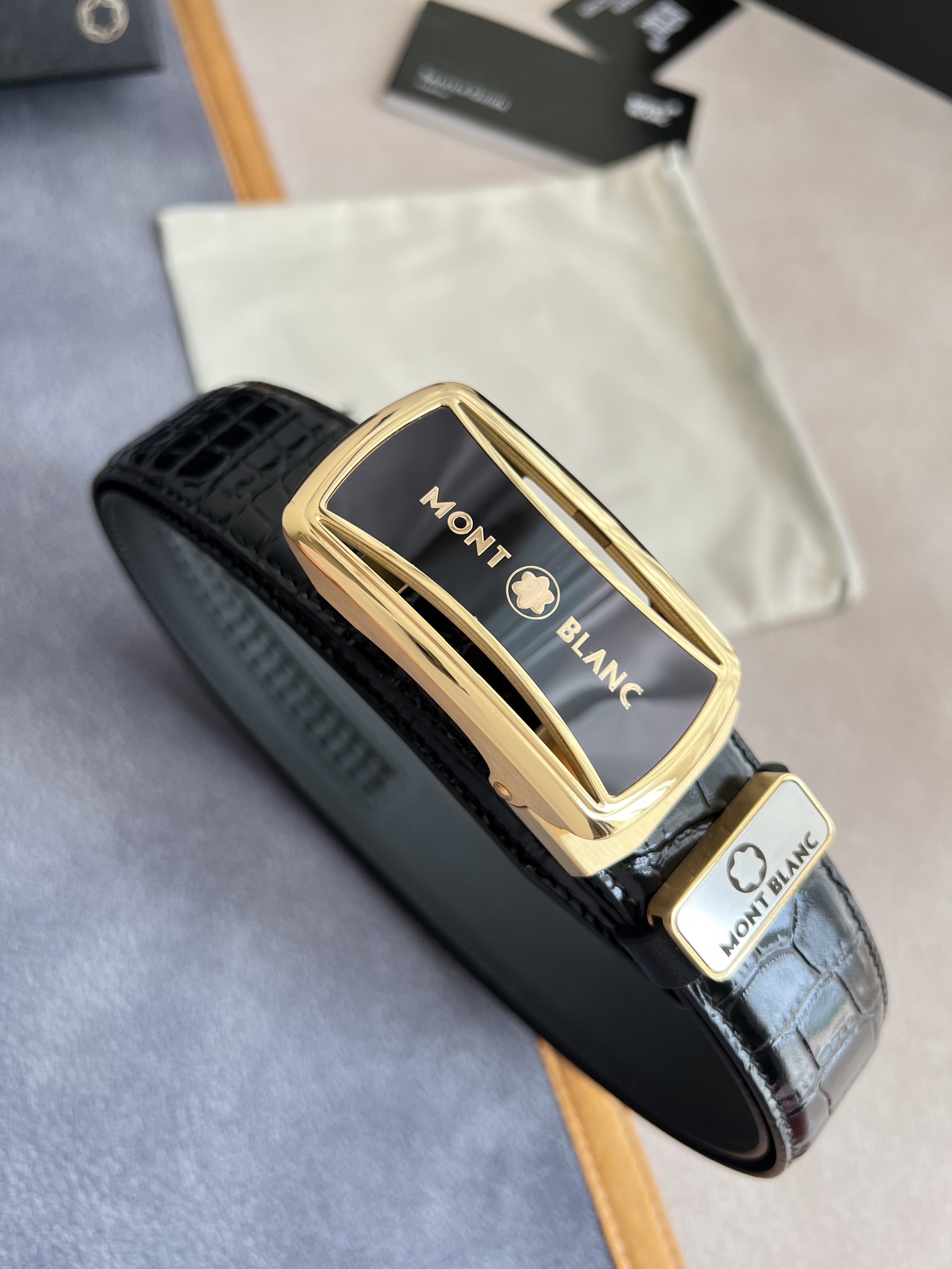 品名万宝龙.Montblanc️腰带