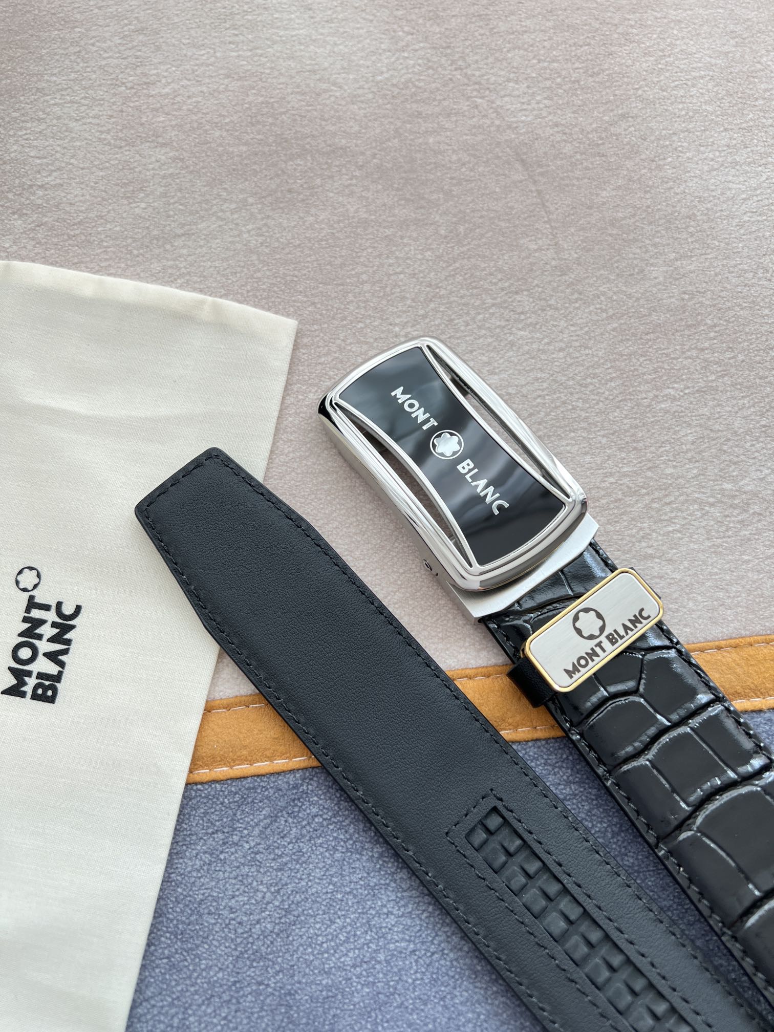 品名万宝龙.Montblanc️腰带