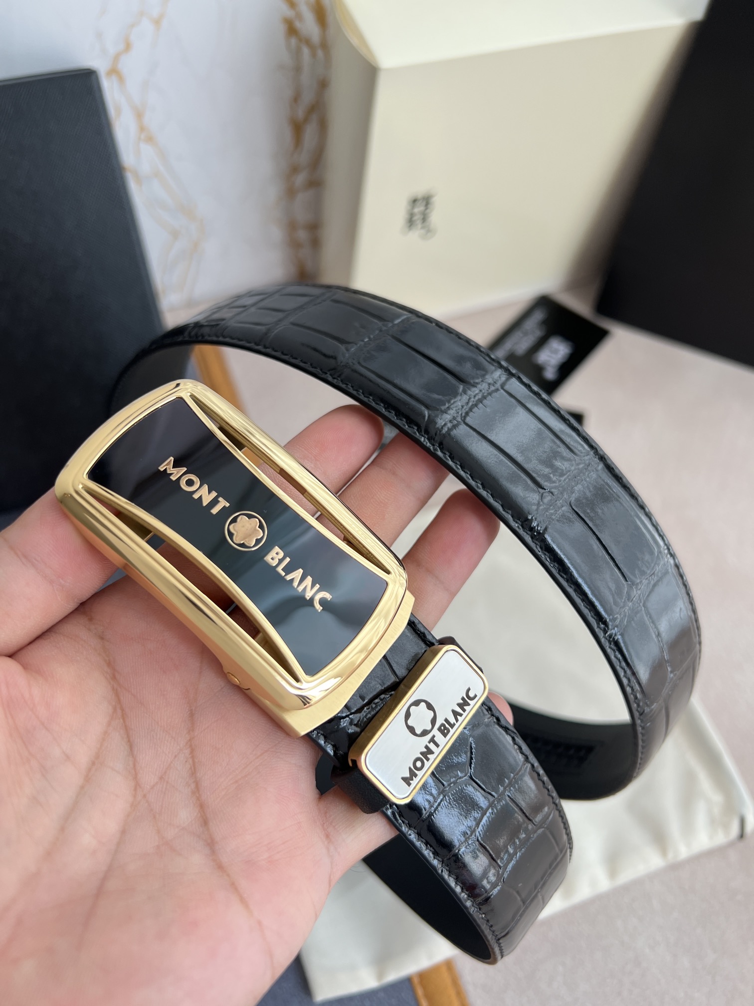 品名万宝龙.Montblanc️腰带