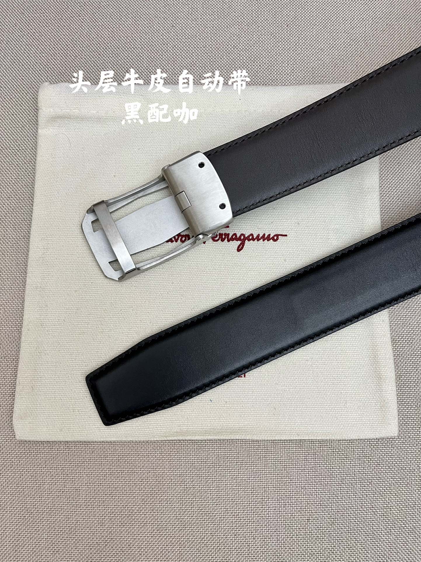 Ferragamo菲拉格慕男士专柜对