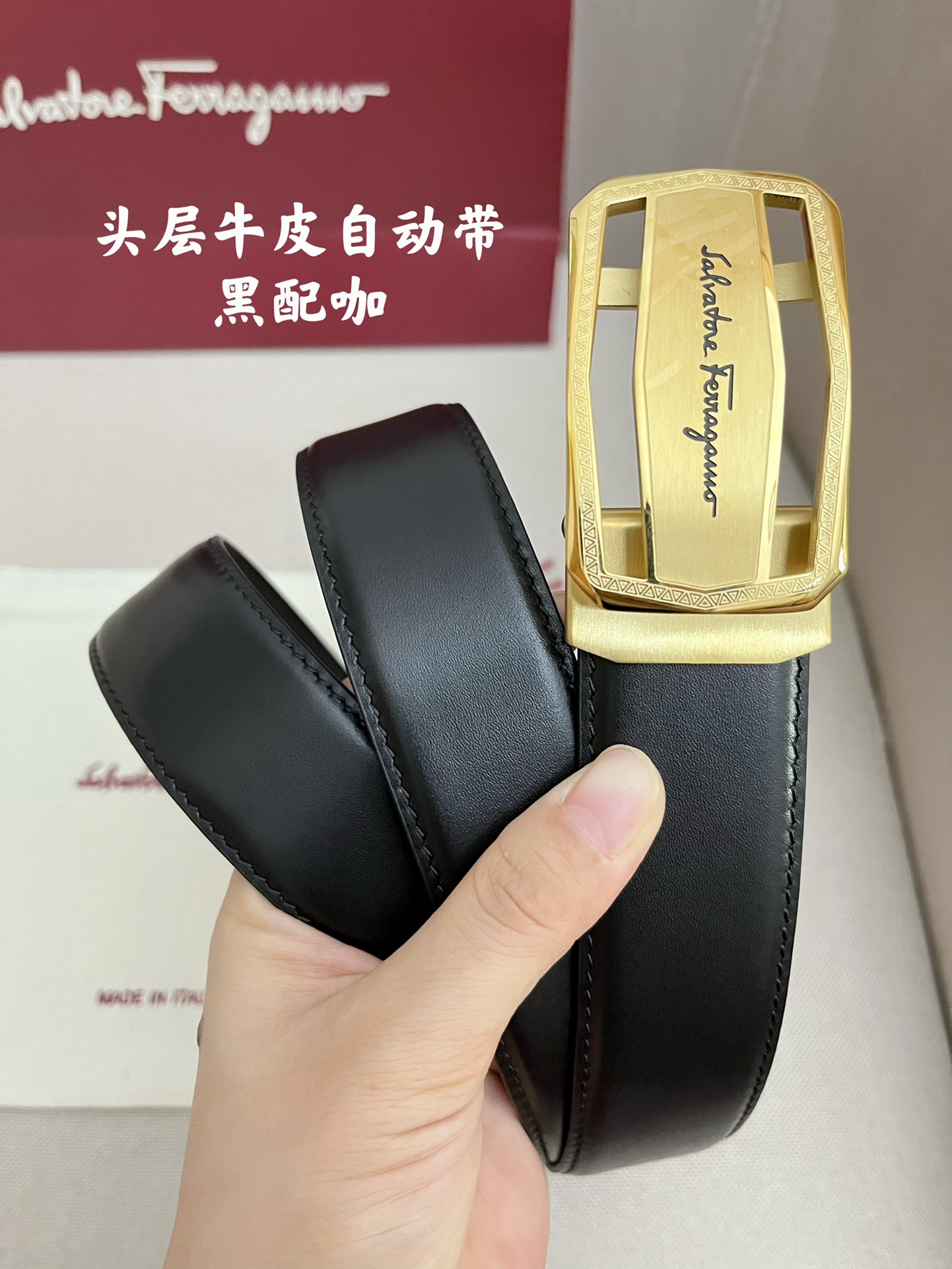 Ferragamo菲拉格慕男士专柜对