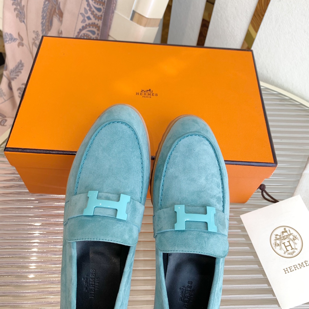 Hermes22fwnewarrivalH家今年秋冬新出的新款乐福鞋简直是太完美了怕磨脚的亲大胆入逛街妥