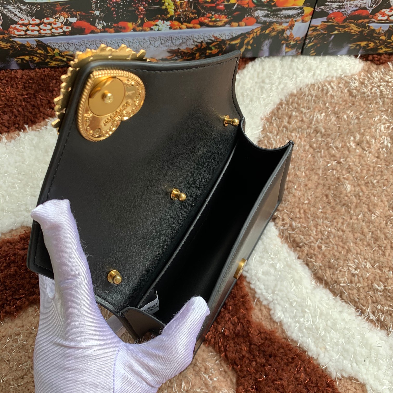 Dolce&Gabbana杜嘉班纳链条手提斜挎包款号6613原单细腻手工制造进口头层牛皮配以原厂五金包身