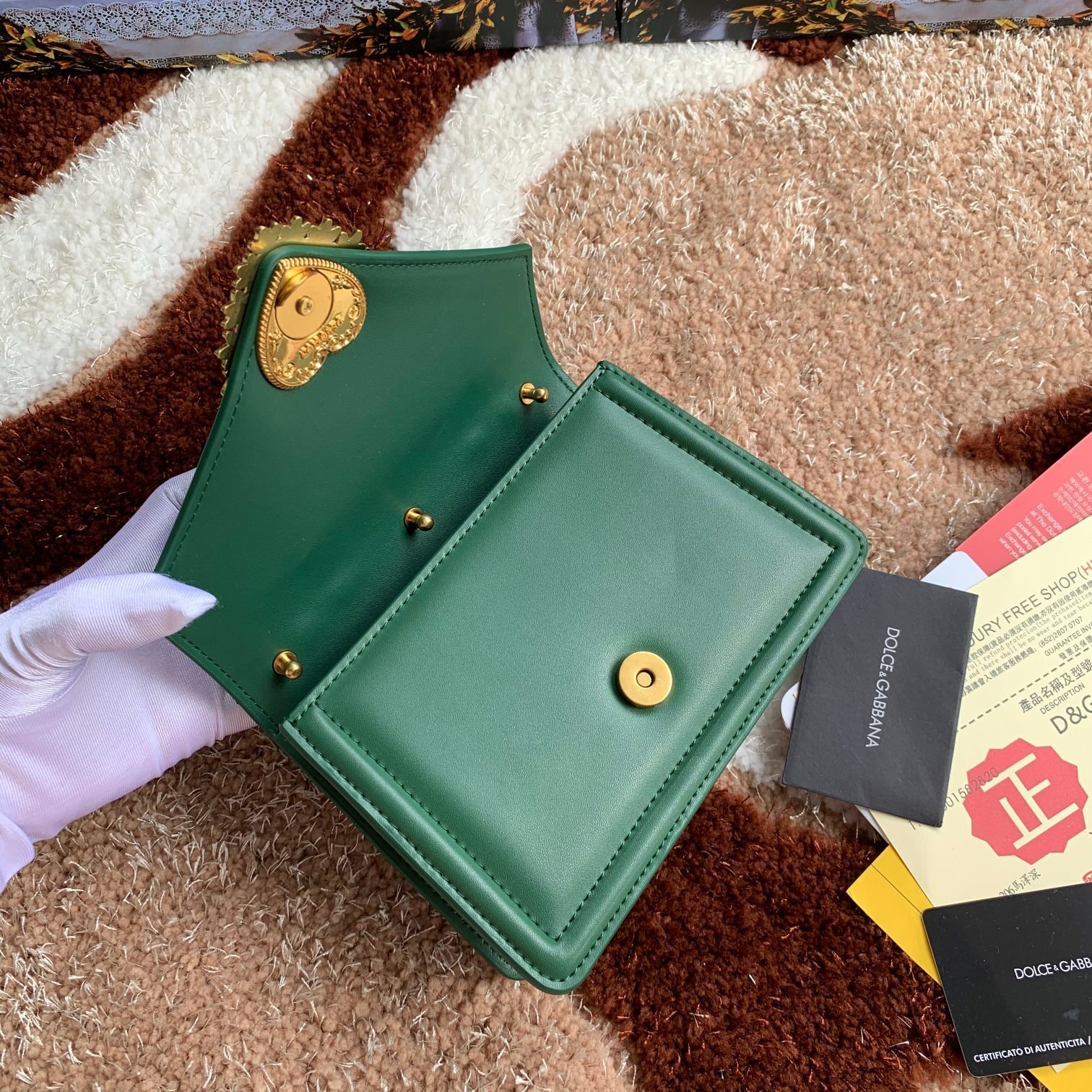 Dolce&Gabbana杜嘉班纳链条手提斜挎包款号6613原单细腻手工制造进口头层牛皮配以原厂五金包身
