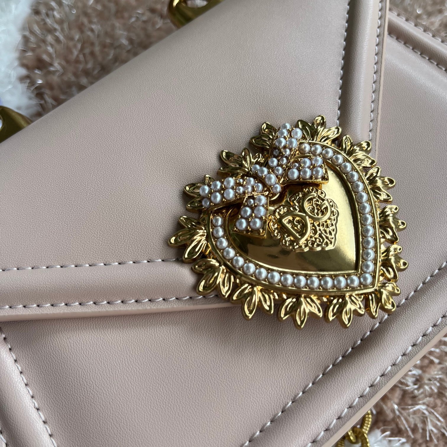 Dolce&Gabbana杜嘉班纳链条手提斜挎包款号6613原单细腻手工制造进口头层牛皮配以原厂五金包身