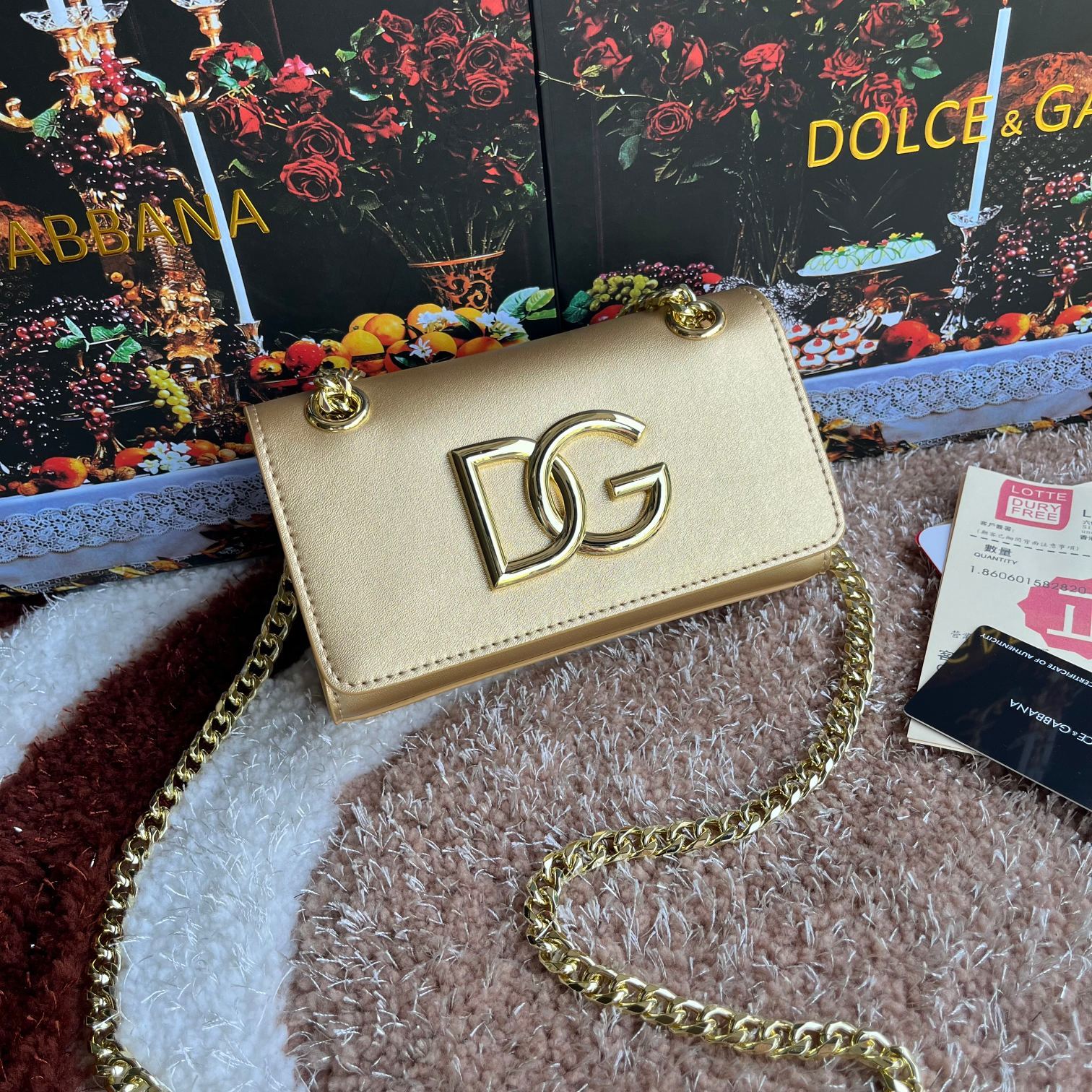 Dolce&Gabbana杜嘉班纳款号5183原单细腻手工制造进口头层牛皮配以原厂五金包身顶部纯手工油边