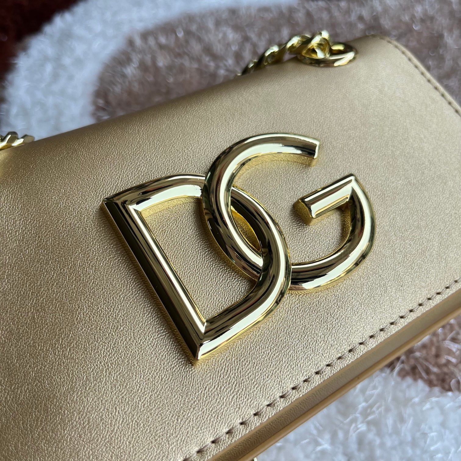 Dolce&Gabbana杜嘉班纳款号5183原单细腻手工制造进口头层牛皮配以原厂五金包身顶部纯手工油边