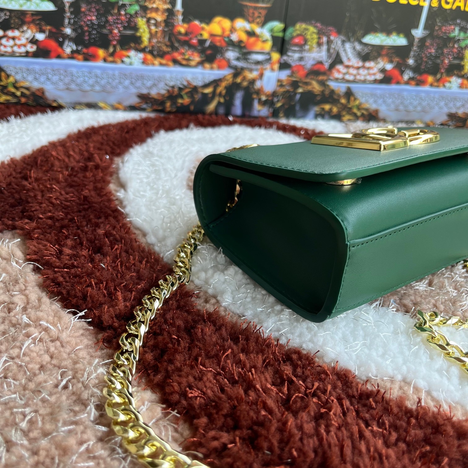 Dolce&Gabbana杜嘉班纳款号5183原单细腻手工制造进口头层牛皮配以原厂五金包身顶部纯手工油边
