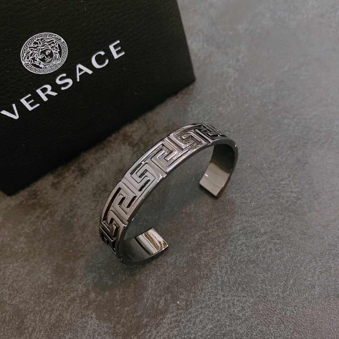 Versace Jewelry Bracelet Set With Diamonds