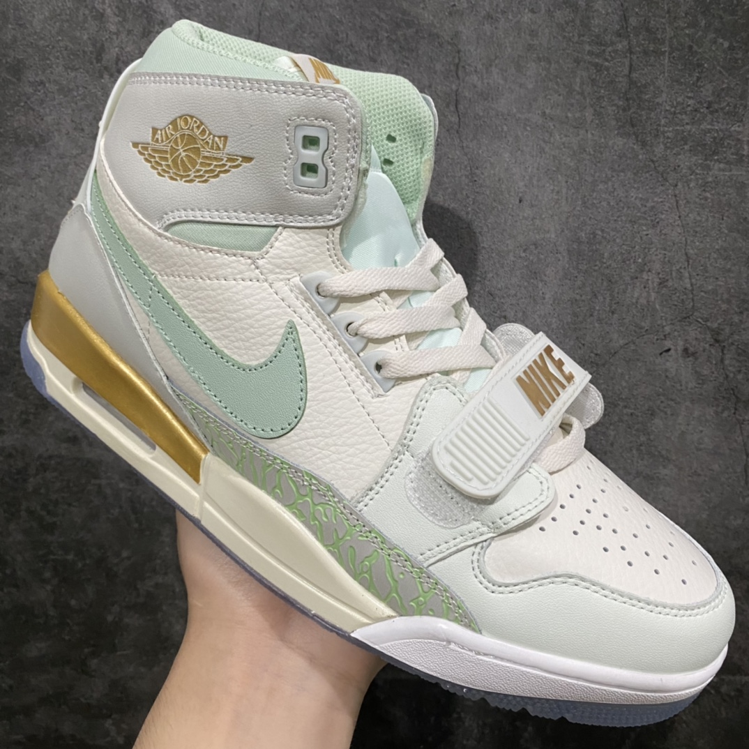 图片[3]-纯原版AIR JORDAN LEGACY AJ312 \”CNY\”货号：DR8486-131 鞋身采用了皮革材质打造 横跨鞋面的魔术贴十分吸睛 侧面的Swoosh Logo的一部分被鞋面遮挡了一部分 颇具玩味 魔术贴上标有NK标识 而鞋舌上是Jordan的经典红色飞翼Logo 后跟和鞋底均采用了Air Jordan 3 的设计 后跟上同样也使用了经典的爆裂纹图案 尺码：36 36.5 37.5 38 38.5 39 40 40.5 41 42 42.5 43 44 44.5 45 46-选品中心