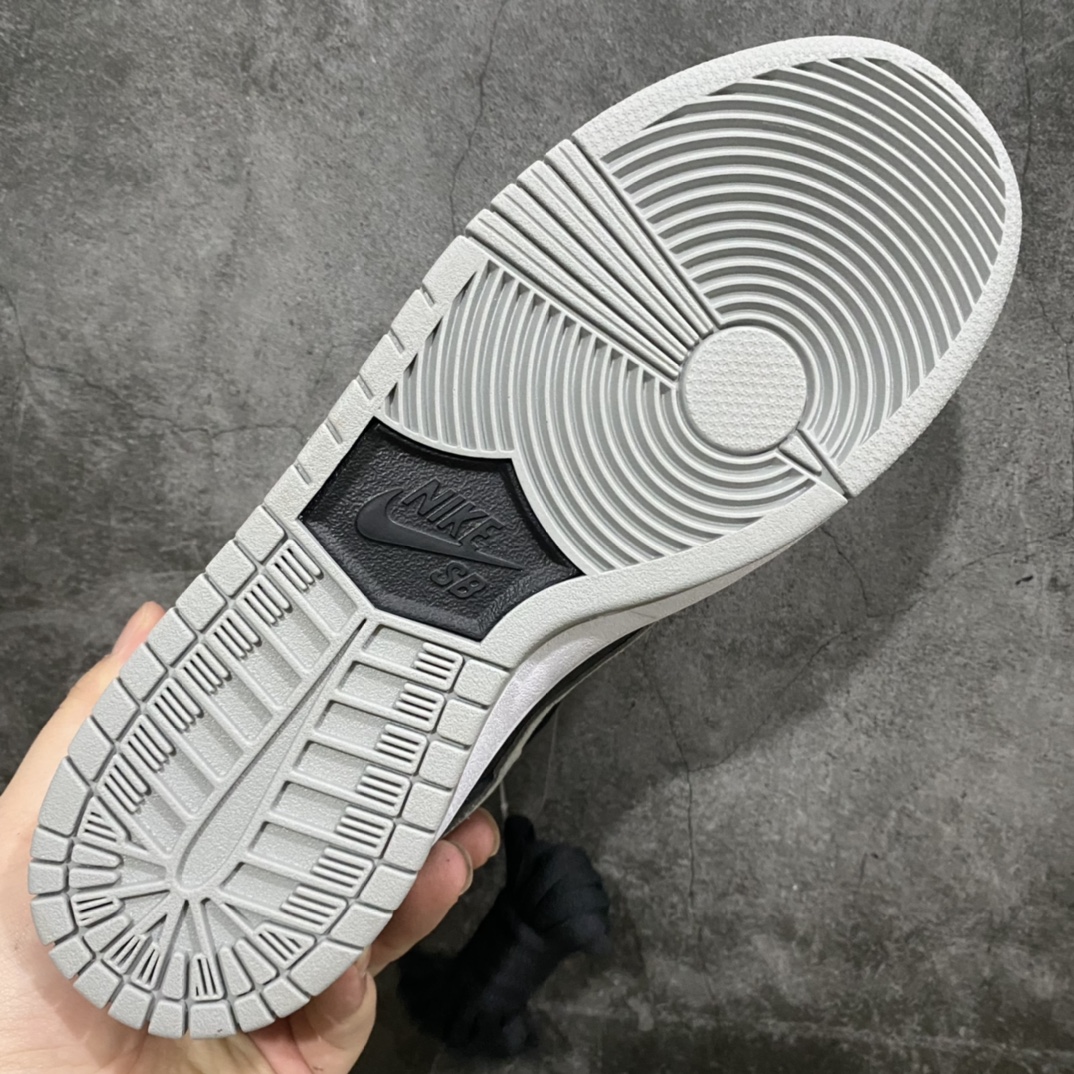 图片[9]-VT福利版本Dunk SB 影子灰 顶级的配置 白菜的价格 原厂皮料 正确鞋型 正确勾子材质 这个版本是真心的性价比的天花板 同价位 全市场绝对找不到如此好品质的货 此版本有十几个经典配色，全部一样价格 欢迎咨询‼️ 货号：BQ6817-007 尺码：36-47.5-选品中心